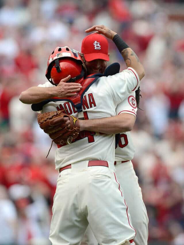 Adam Wainwright and Yadier Molina start 325th record battery together